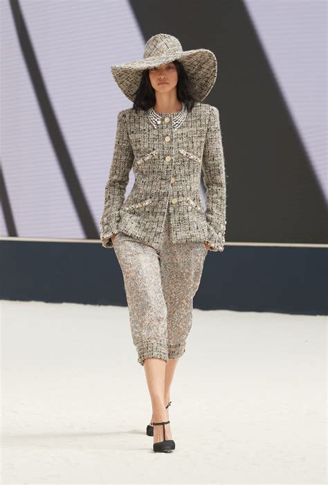 défilé chanel 2023|CHANEL Fall.